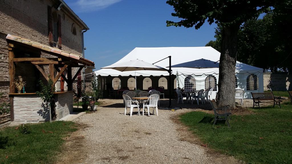 Chateau De Lacaze Lagarrigue  Exterior photo